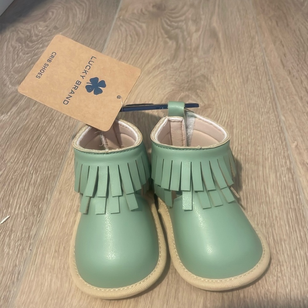 NWT Lucky Brand baby shoes